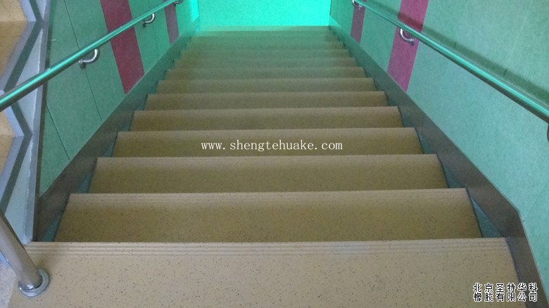 北京藍天宇鋒幼兒園橡膠地板工程實圖