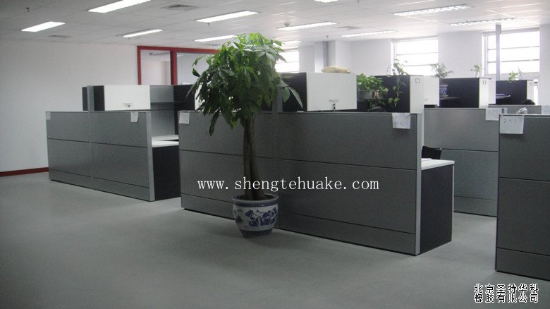 漢能控股集團橡膠地板工程案例實圖